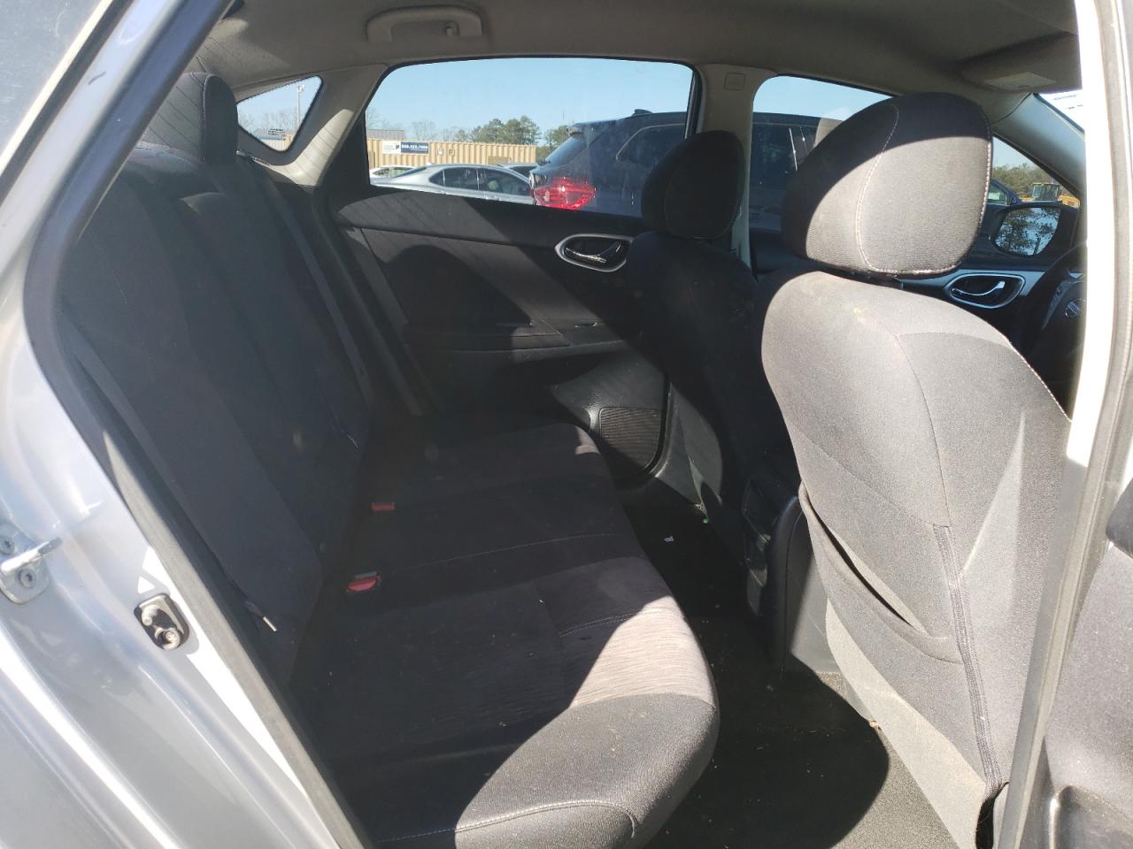 2014 Nissan Sentra - Image 10