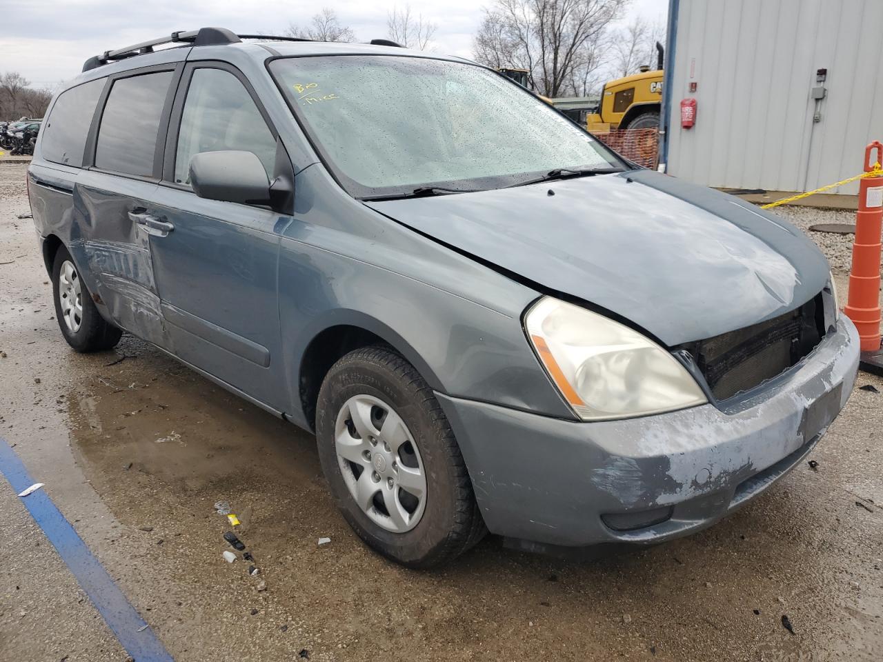 2007 Kia Sedona - Image 4