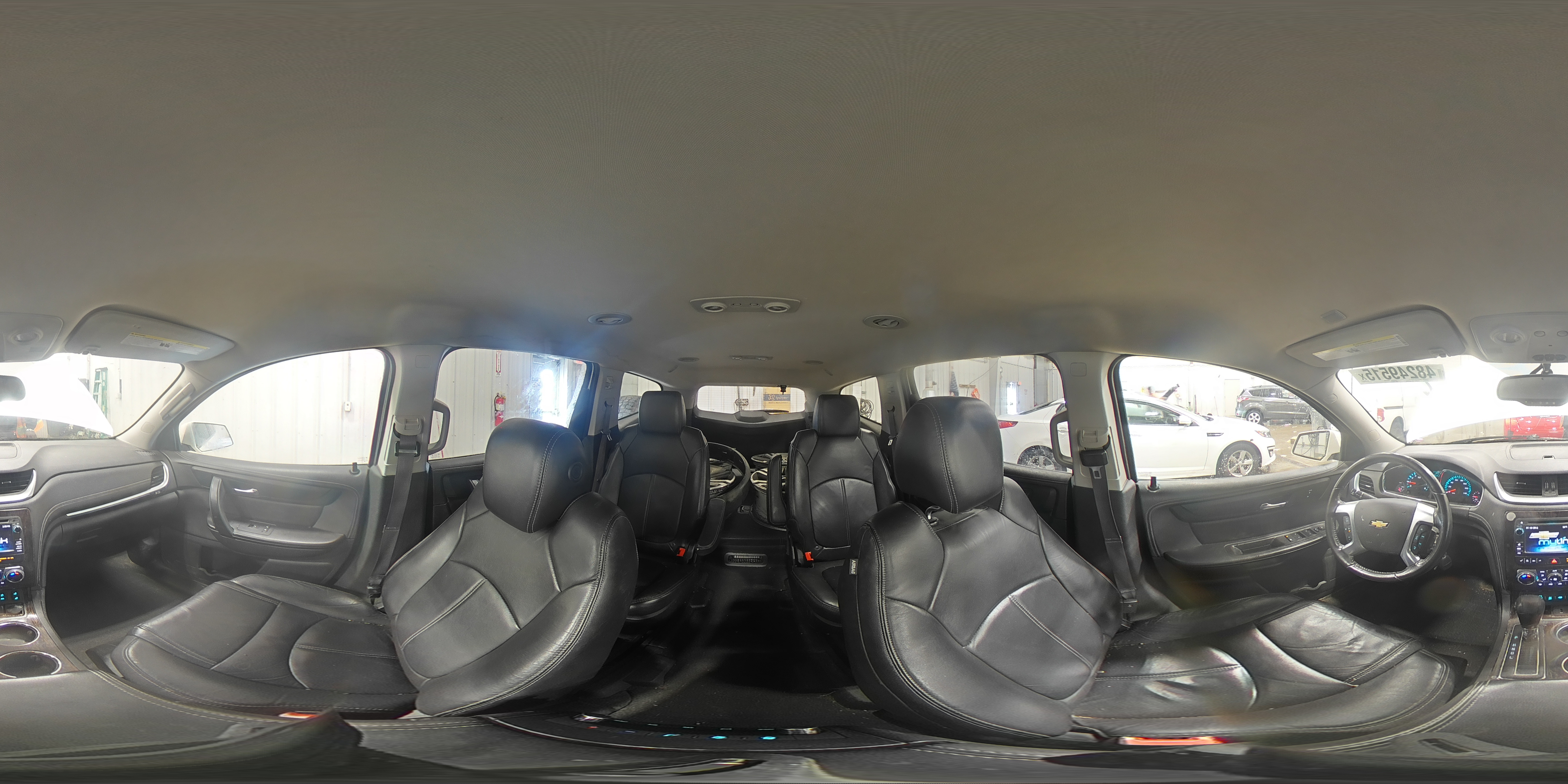 2015 Chevrolet Traverse - Image 14