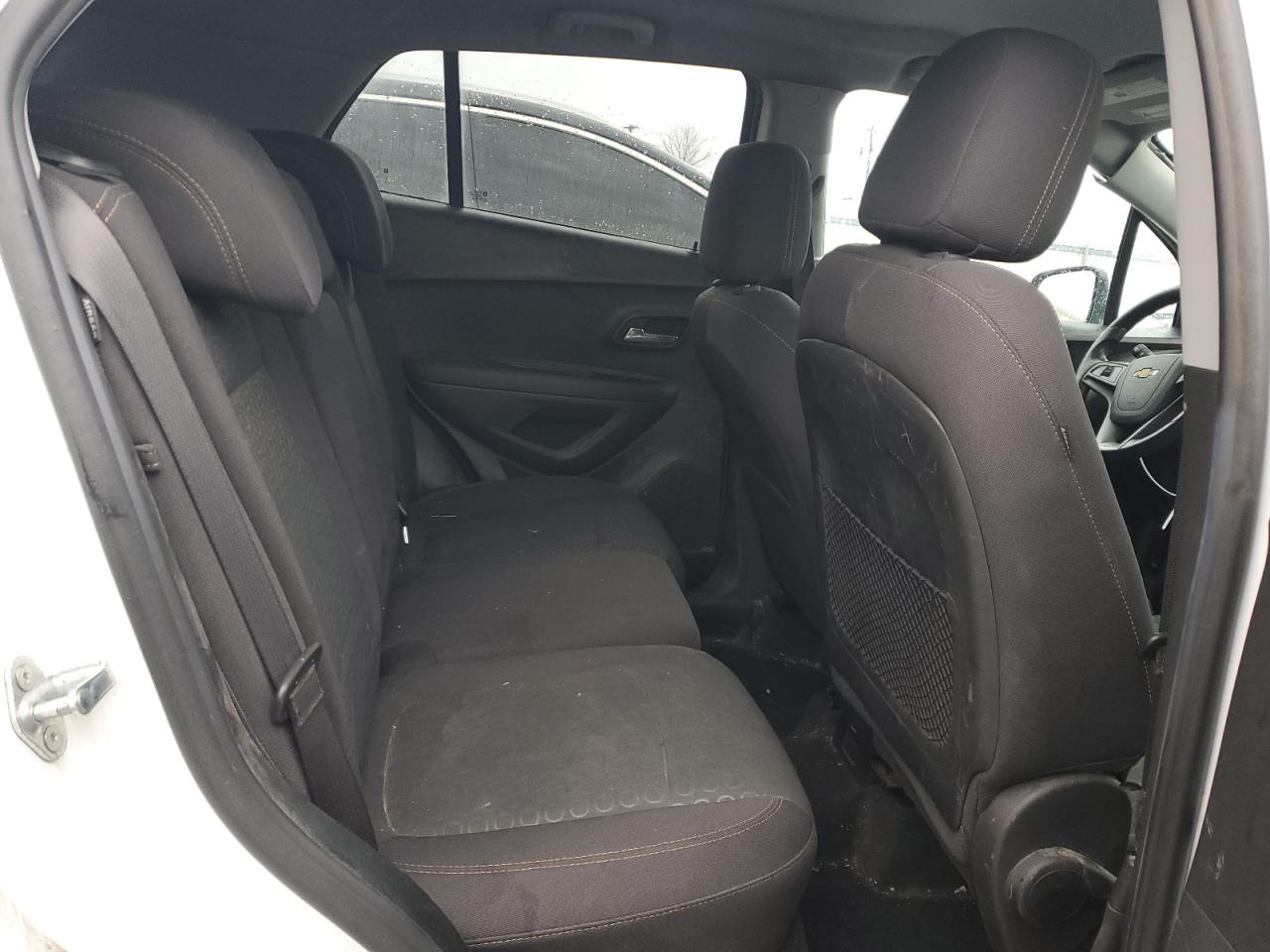 2020 Chevrolet Trax - Image 11
