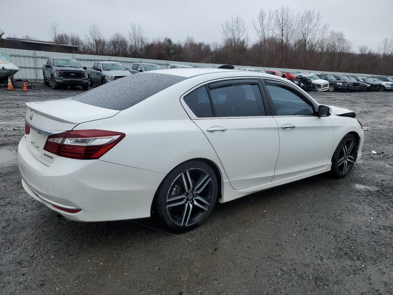 2016 Honda Accord - Image 3