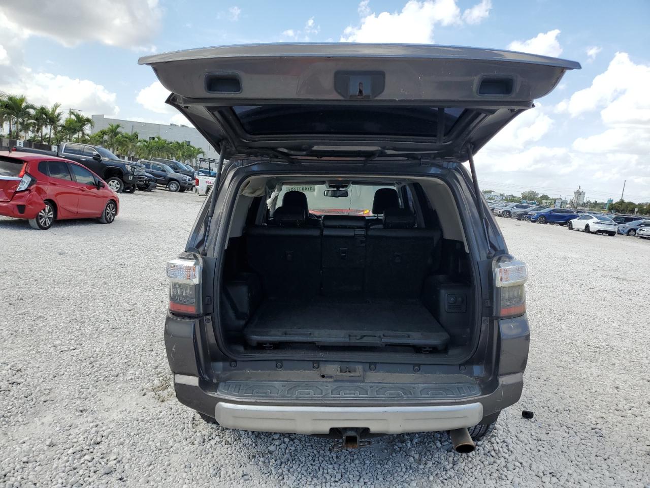 2015 Toyota 4Runner - Image 6