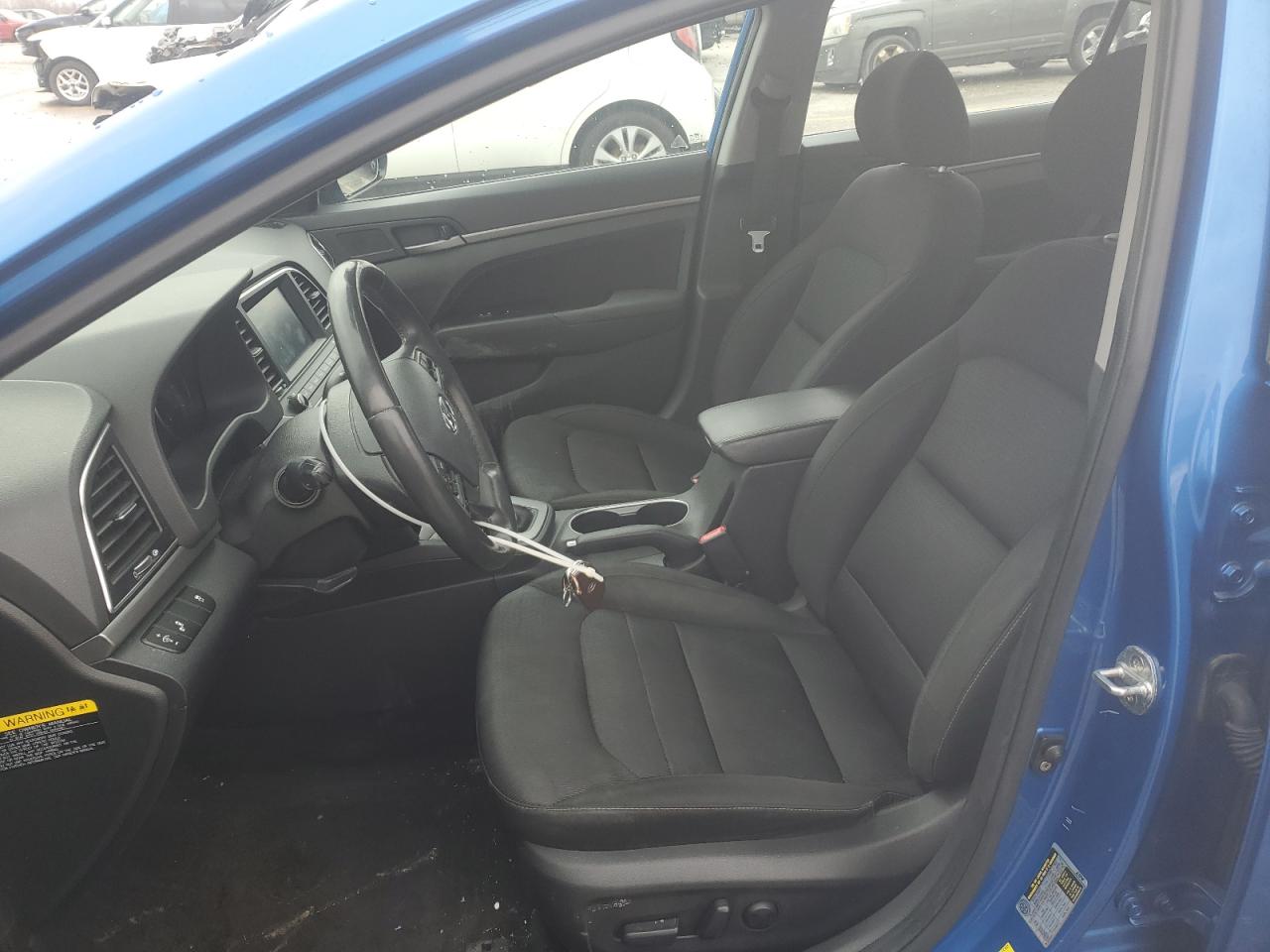 2017 Hyundai Elantra - Image 7