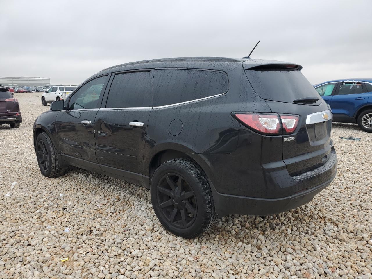 2015 Chevrolet Traverse - Image 2