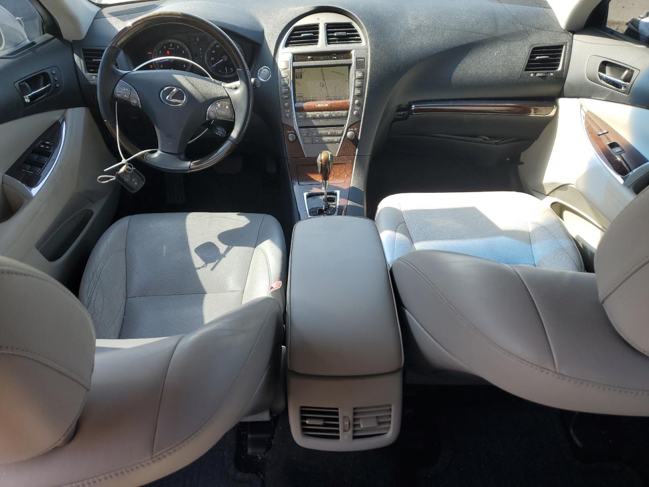 2012 Lexus ES - Image 8