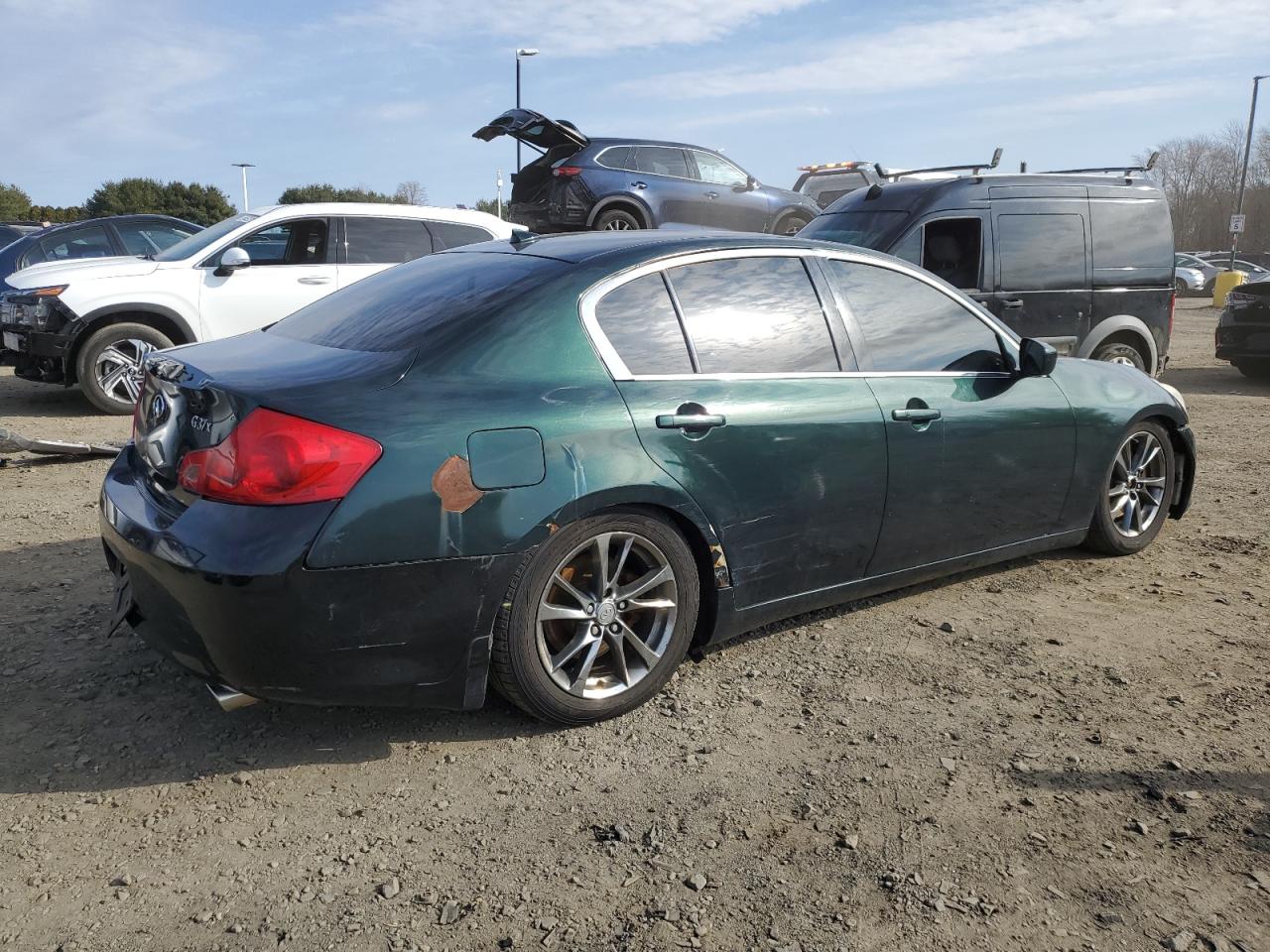 2011 Infiniti G - Image 3