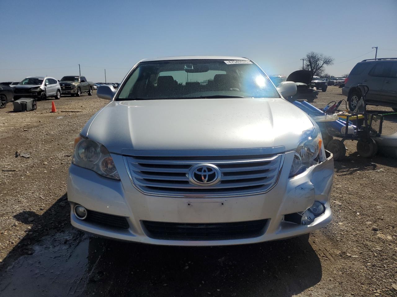 2008 Toyota Avalon - Image 5