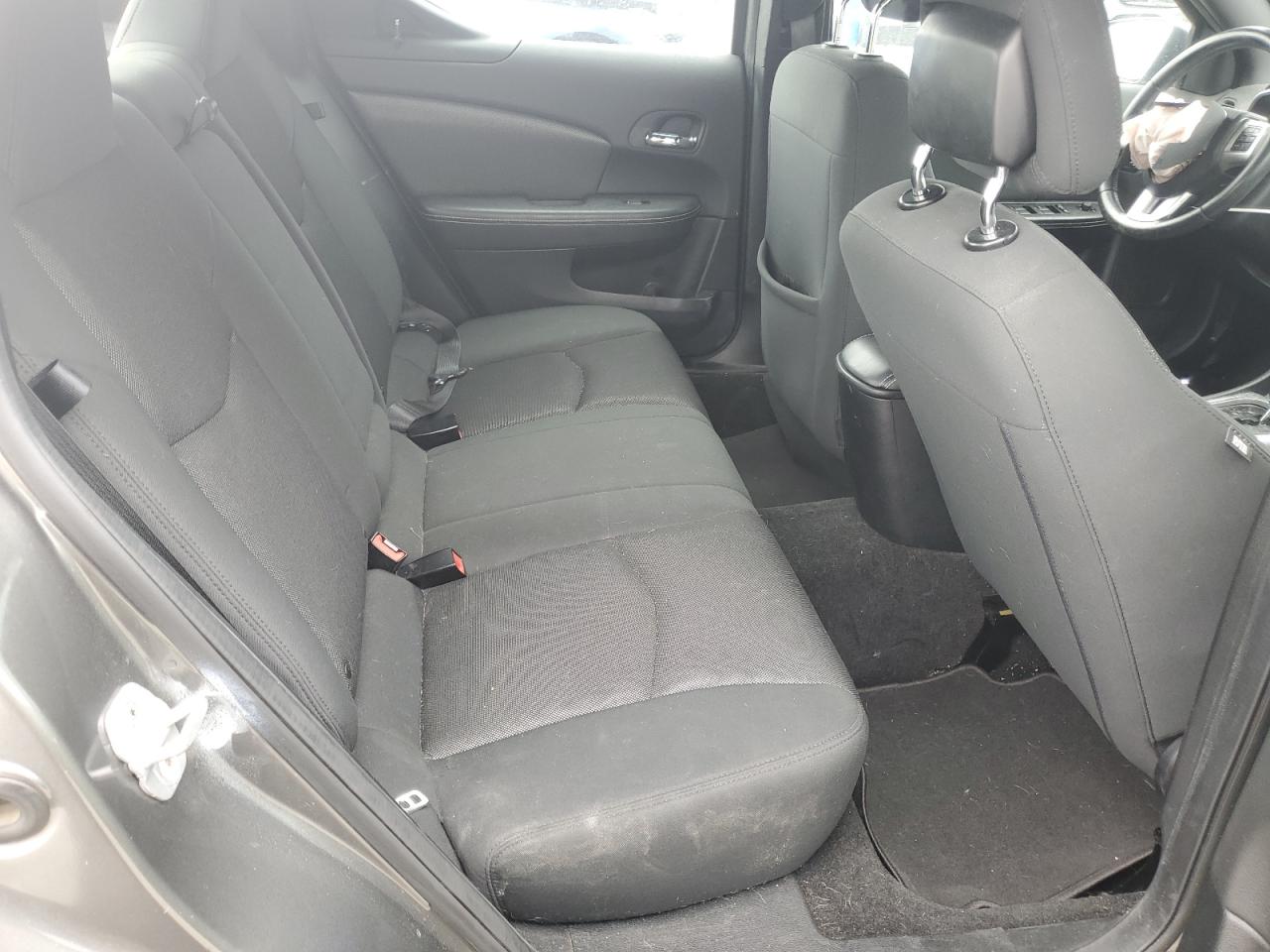 2012 Dodge Avenger - Image 10
