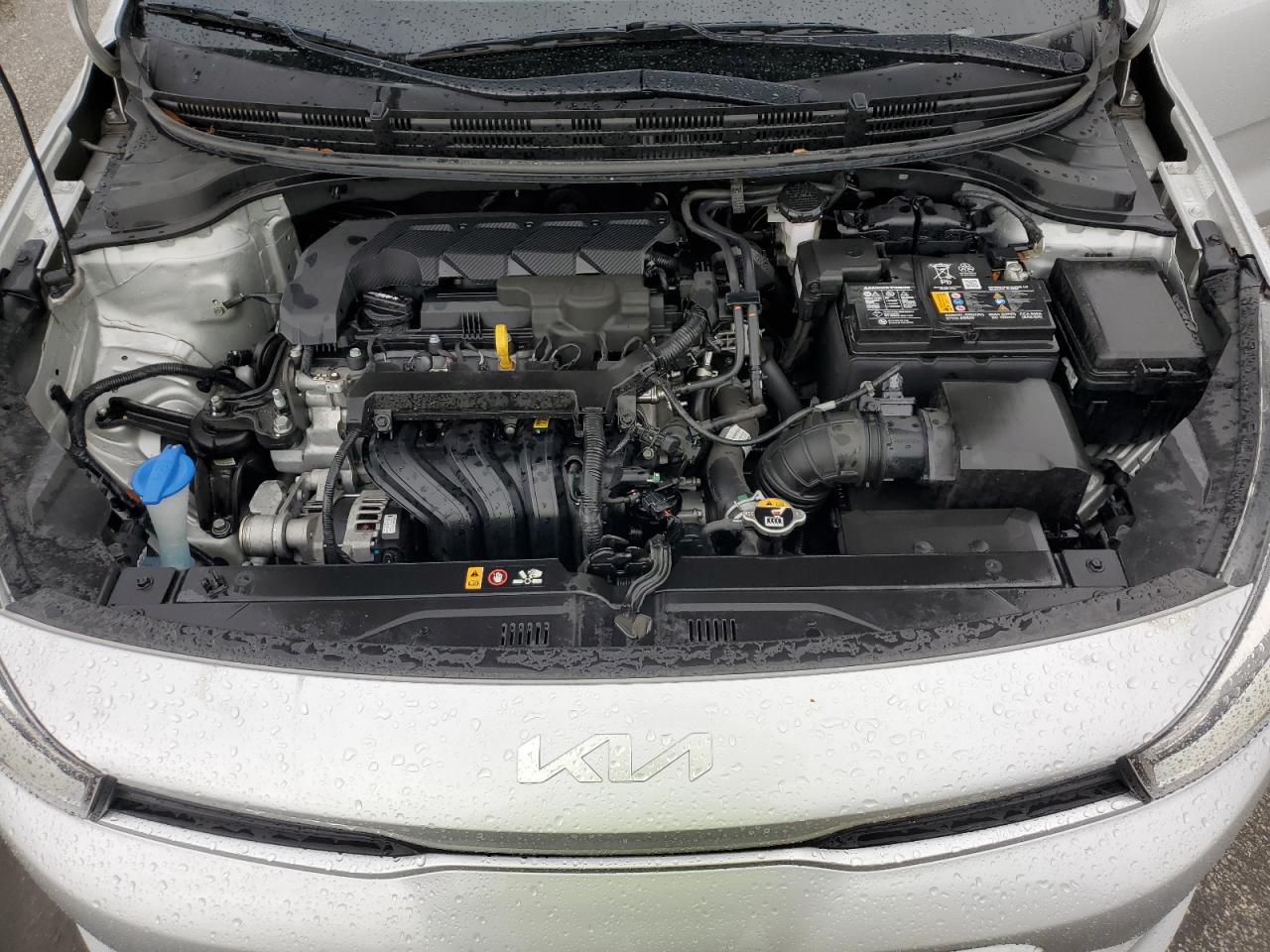 2023 Kia Rio - Image 12