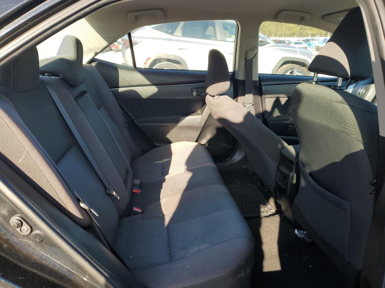 2018 Toyota Corolla - Image 10