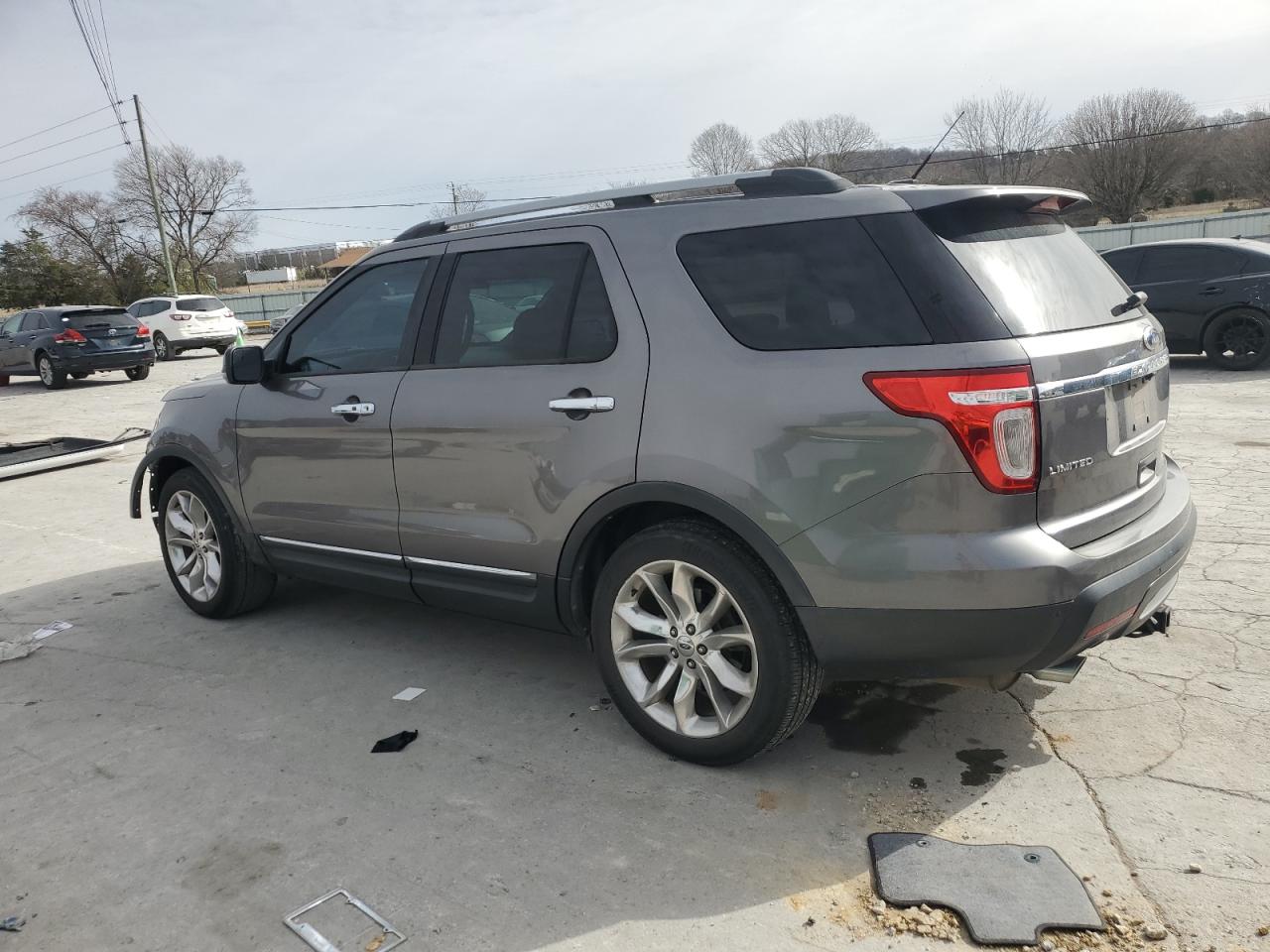 2011 Ford Explorer - Image 2