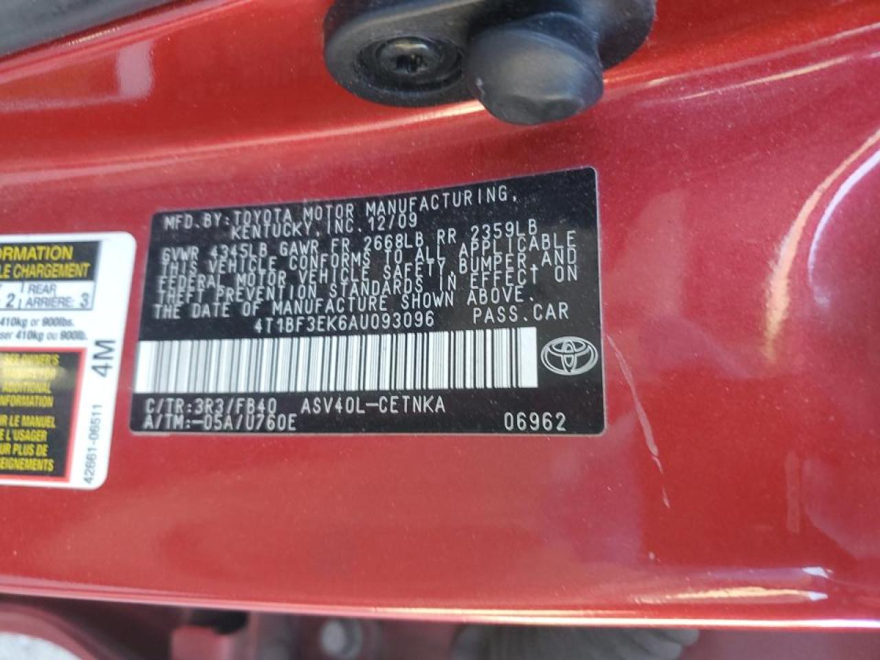 2010 Toyota Camry - Image 12
