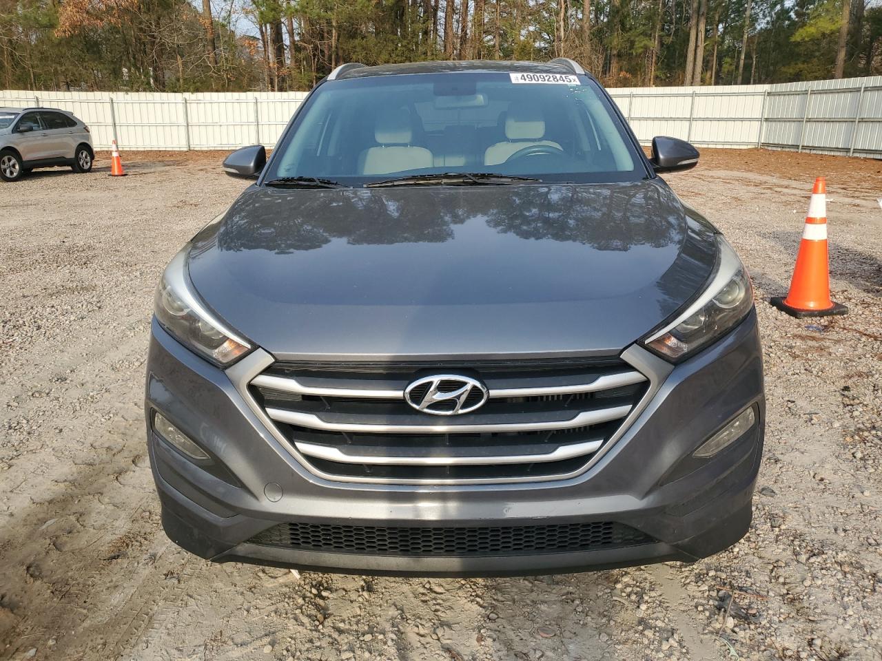 2017 Hyundai Tucson - Image 5