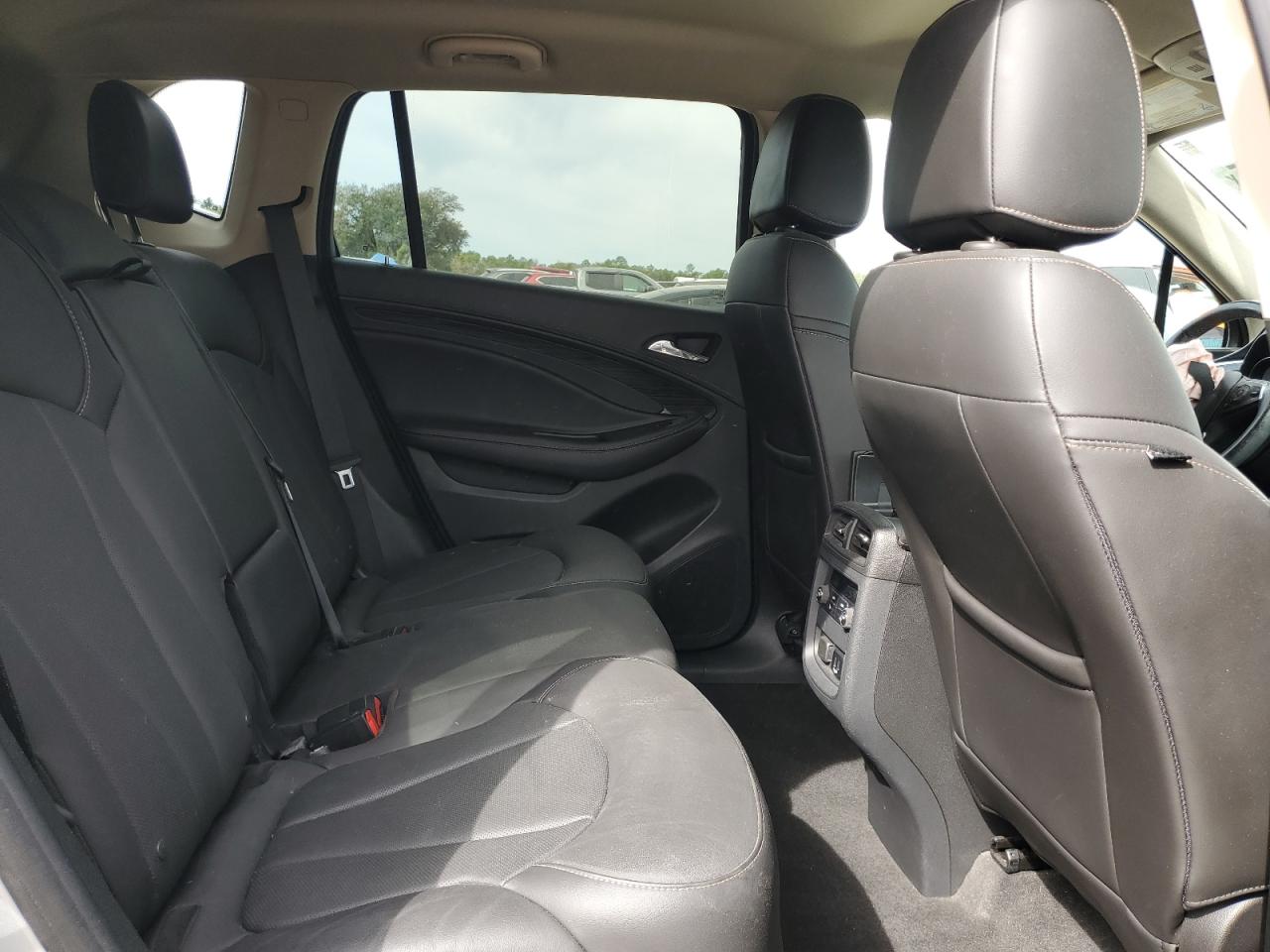 2017 Buick Envision - Image 11