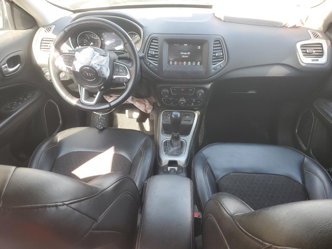 2021 Jeep Compass - Image 8