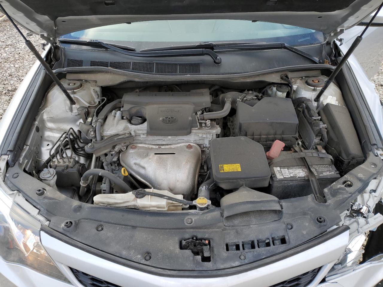 2012 Toyota Camry - Image 11
