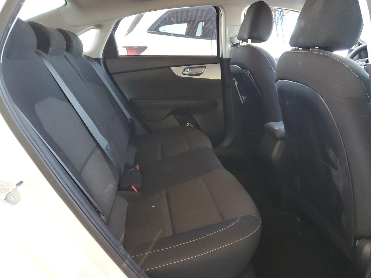 2024 Kia Forte - Image 11