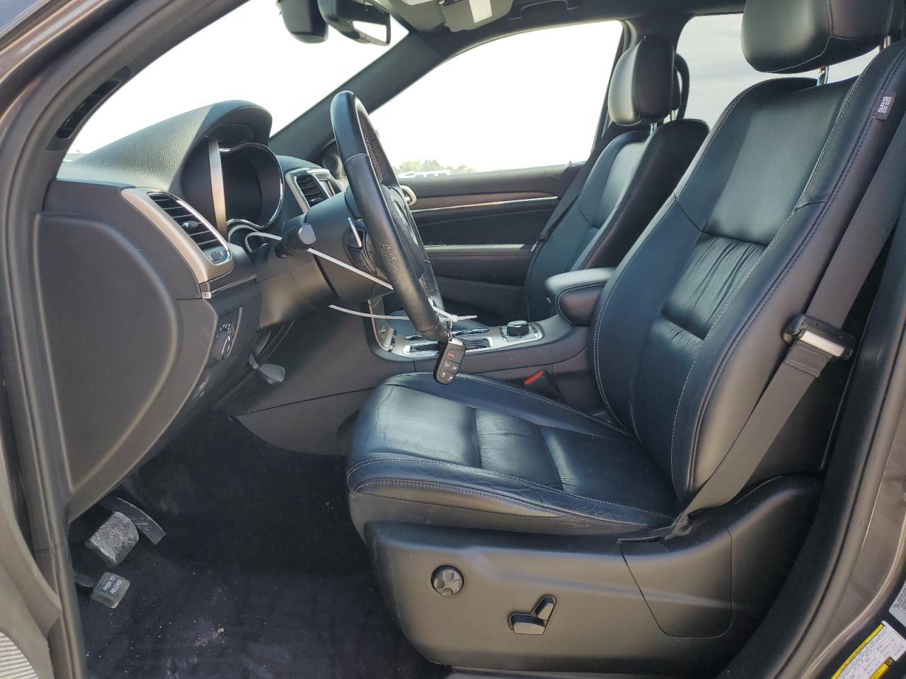 2016 Jeep Grand Cherokee - Image 7