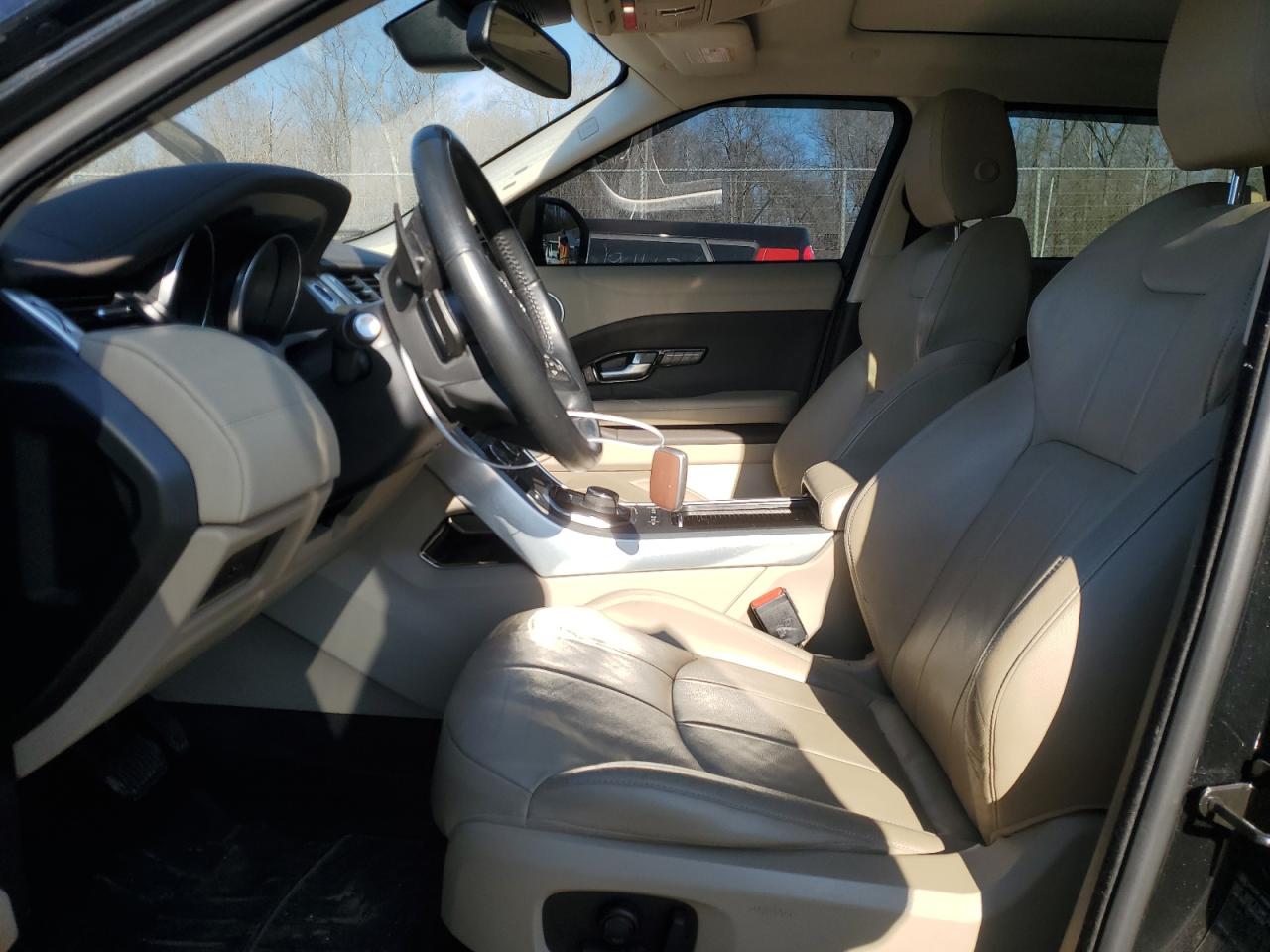 2017 Land Rover Range Rover - Image 7