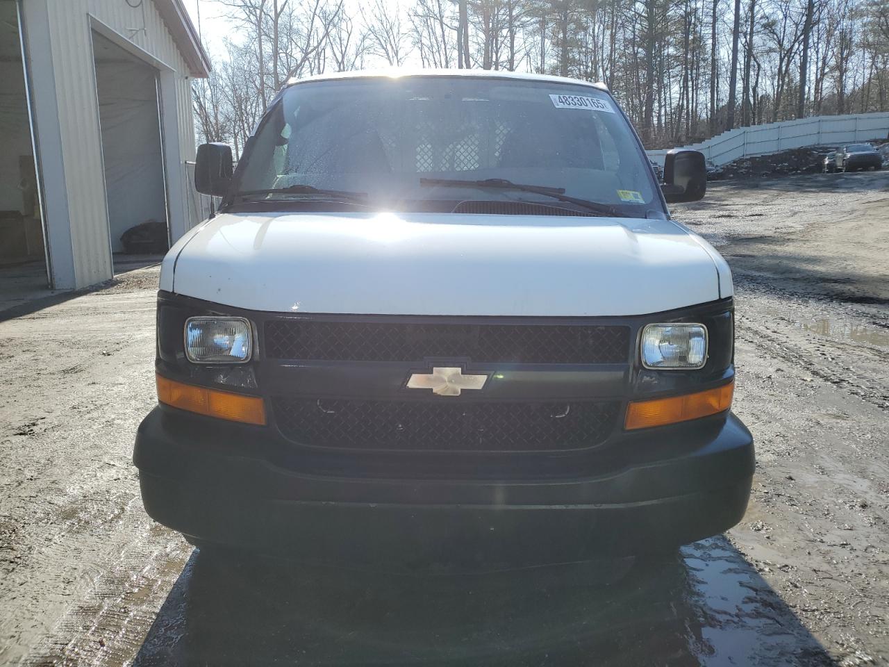2011 Chevrolet Express - Image 5