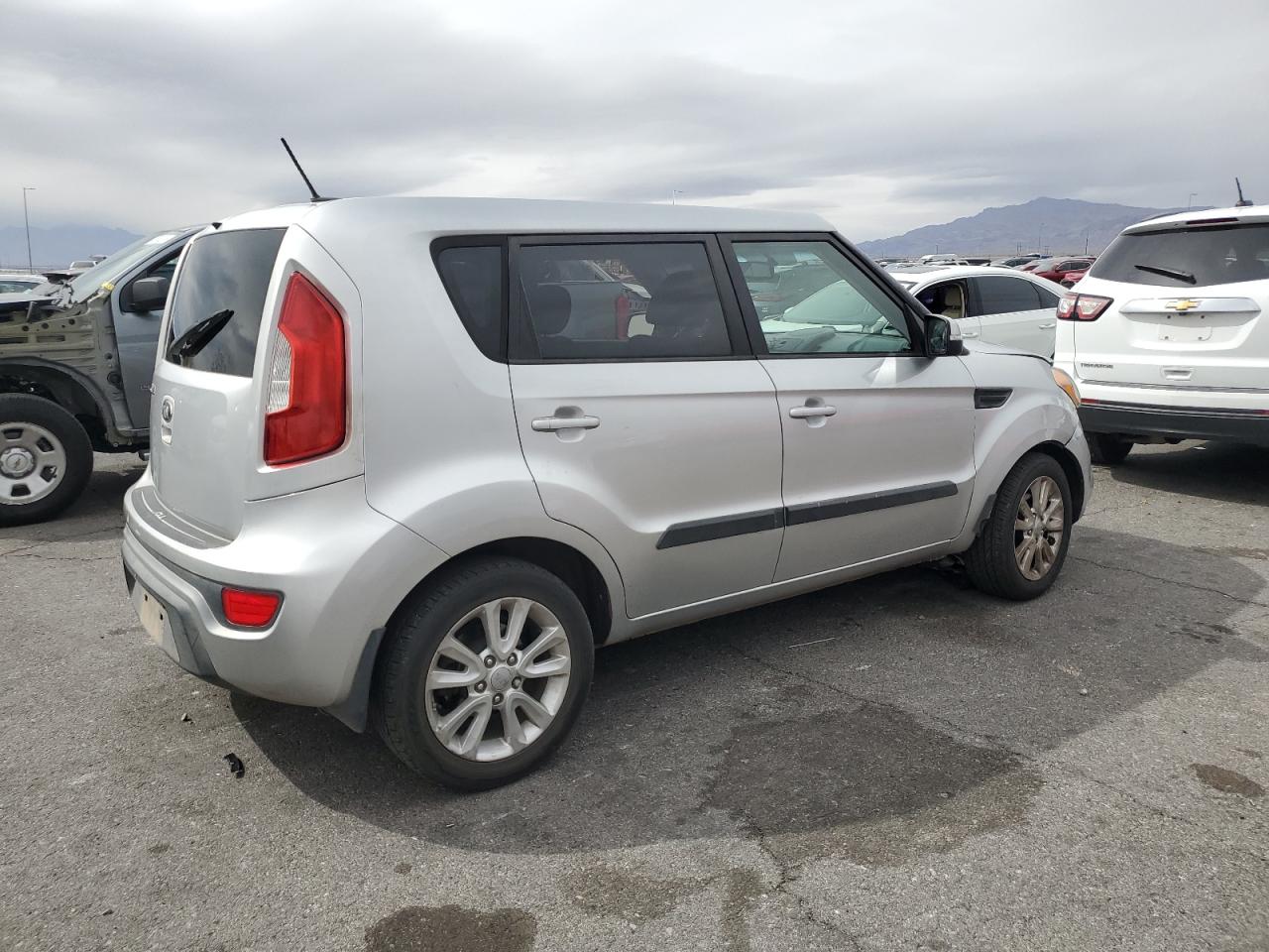 2013 Kia Soul - Image 3