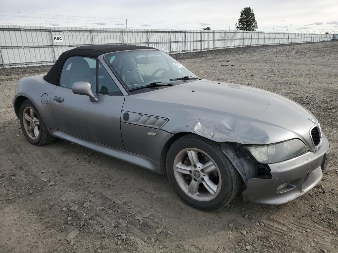 2001 BMW Z3 - Image 4