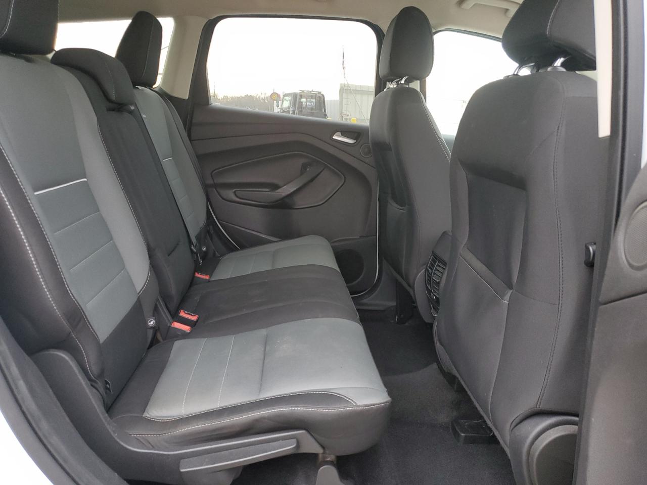 2015 Ford Escape - Image 11
