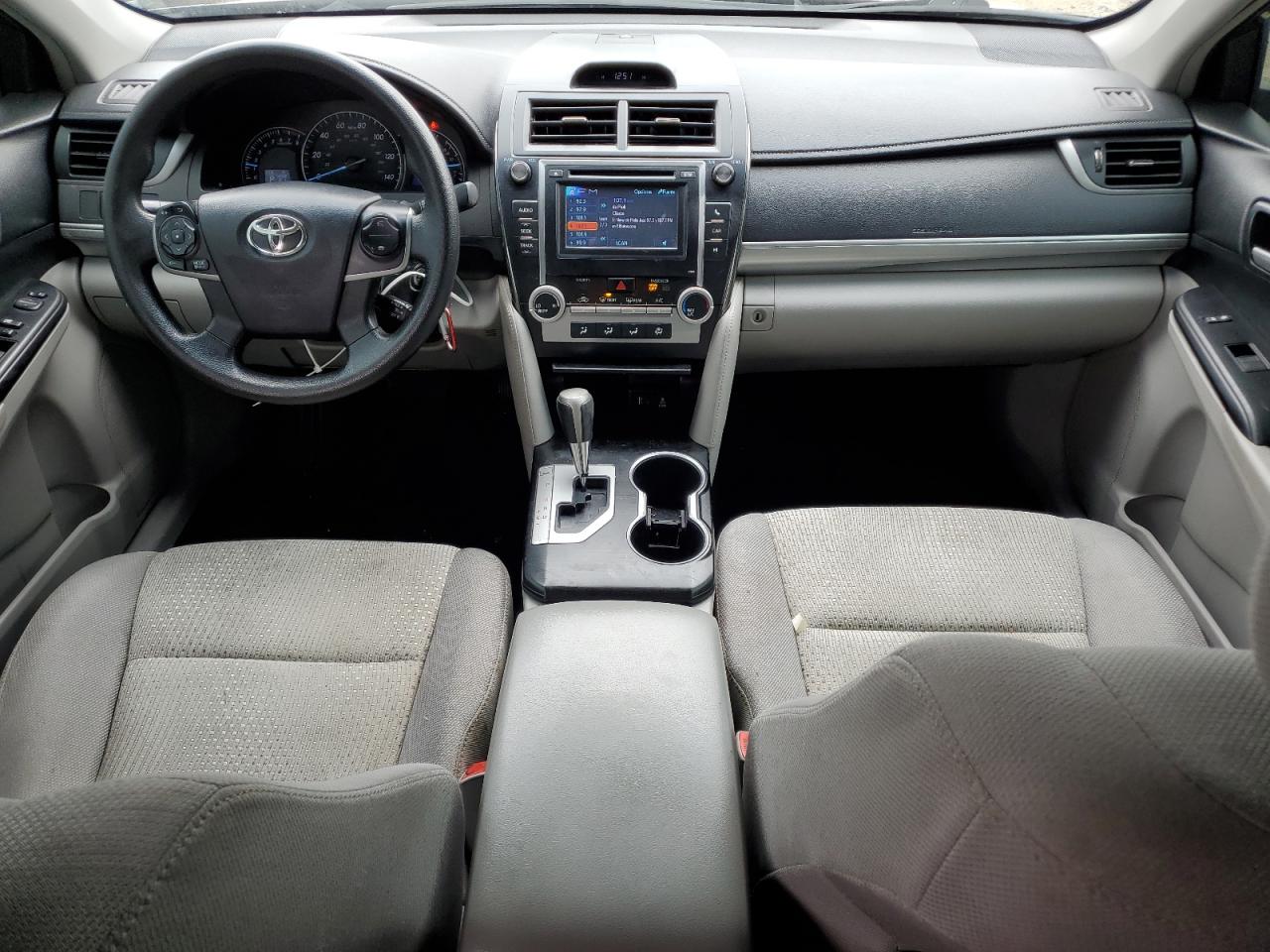 2014 Toyota Camry - Image 8