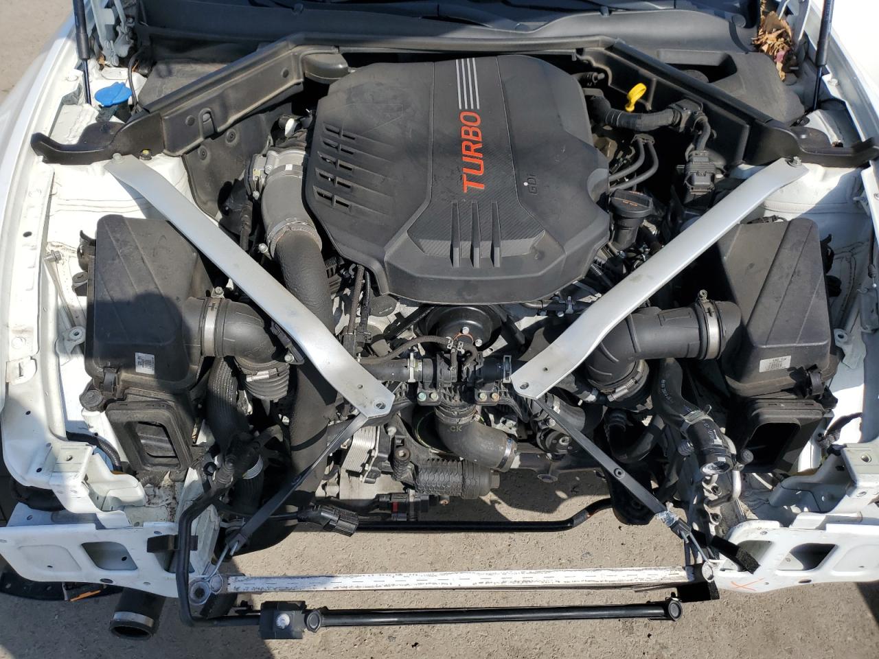 2022 Kia Stinger - Image 11