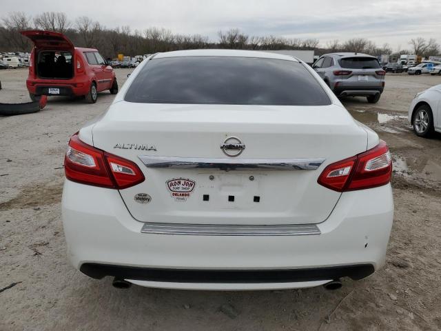 NISSAN ALTIMA 2017 Biały