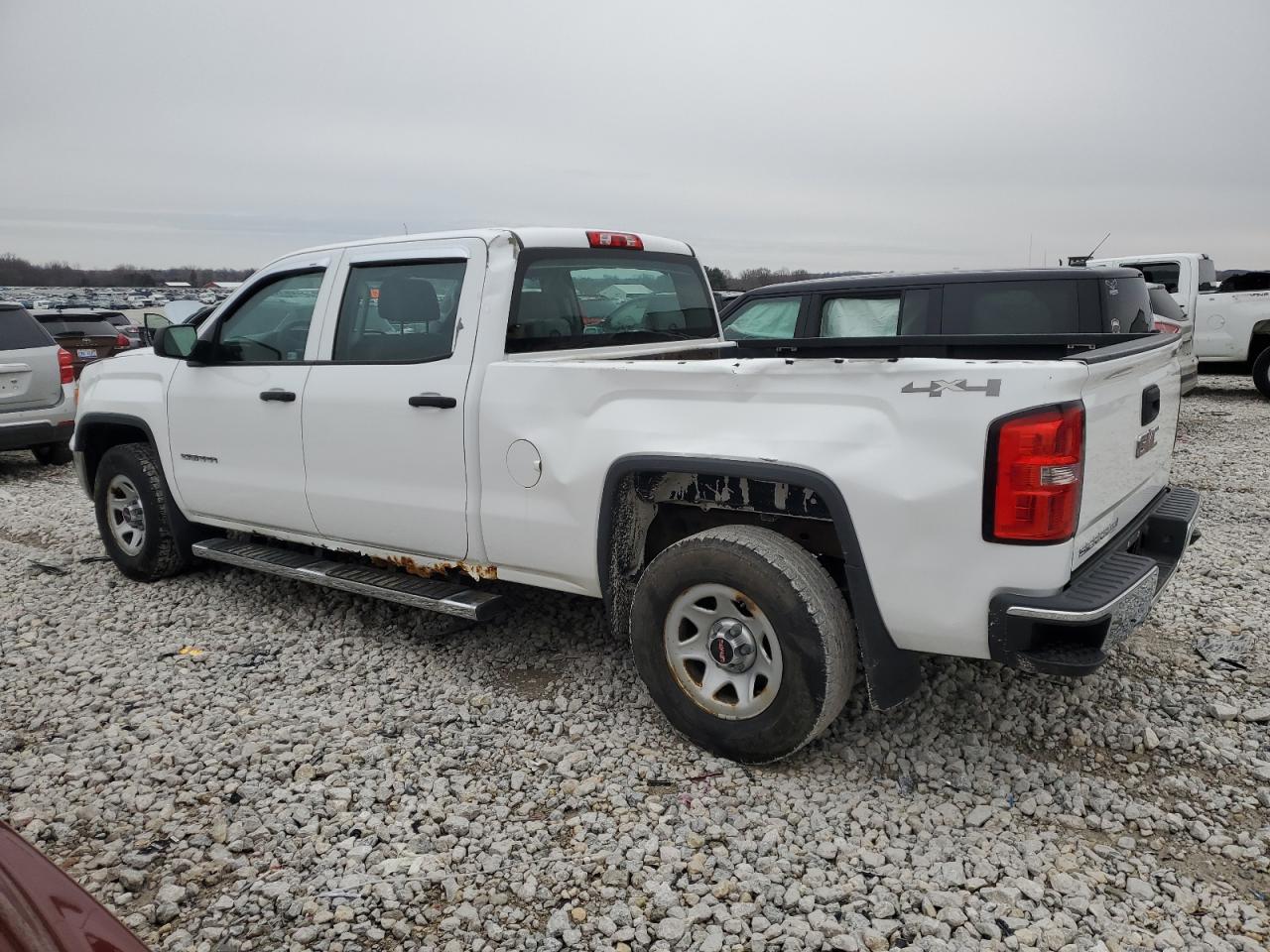 2014 GMC Sierra - Image 2