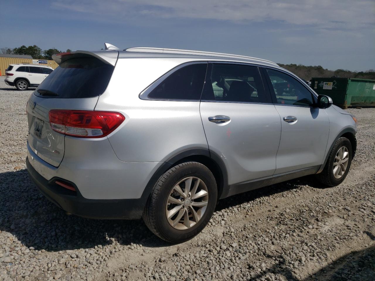 2017 Kia Sorento - Image 3