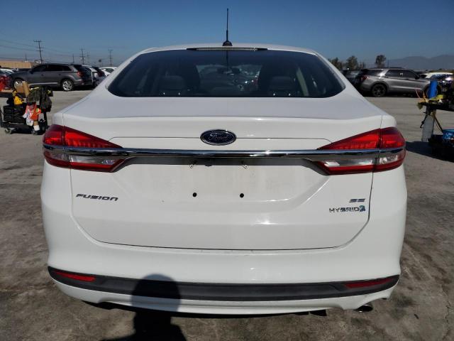 Седаны FORD FUSION 2017 Белы
