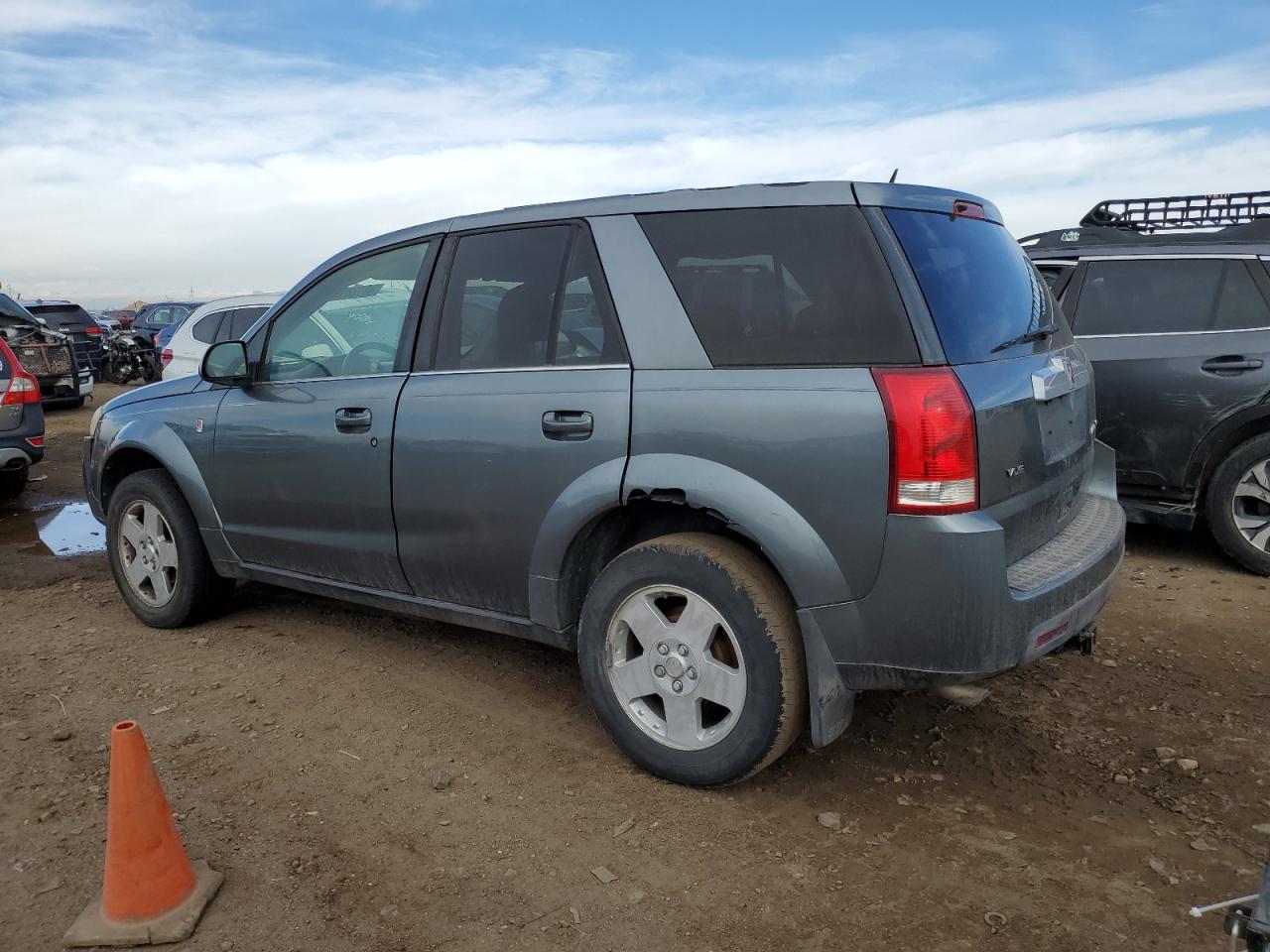 2006 Saturn VUE - Image 2