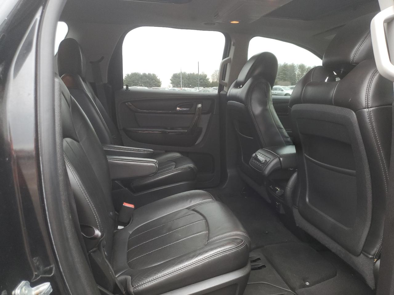 2014 GMC Acadia - Image 11