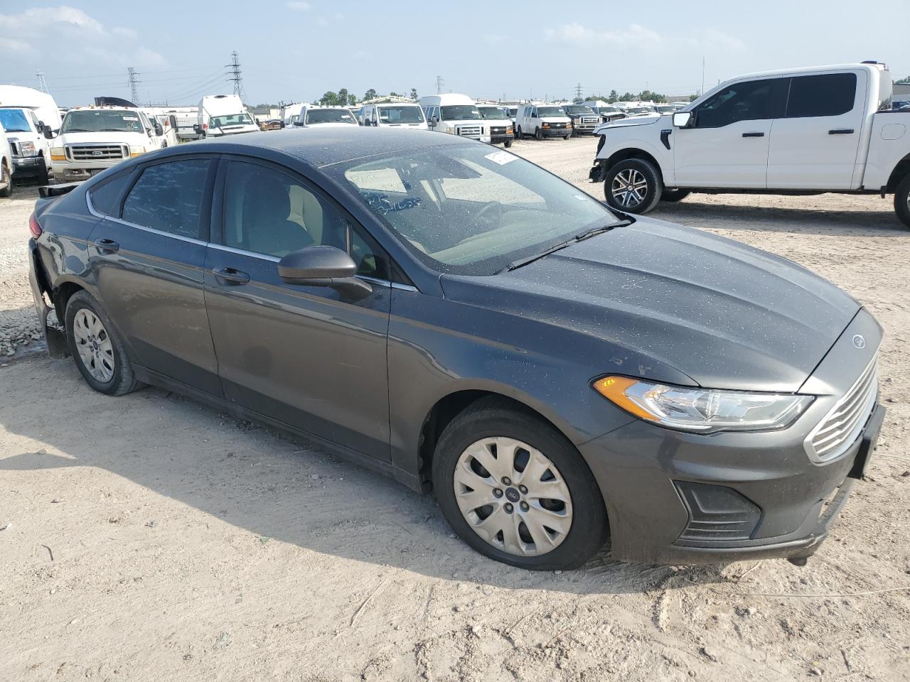 3FA6P0G73KR282748 FORD FUSION 2019