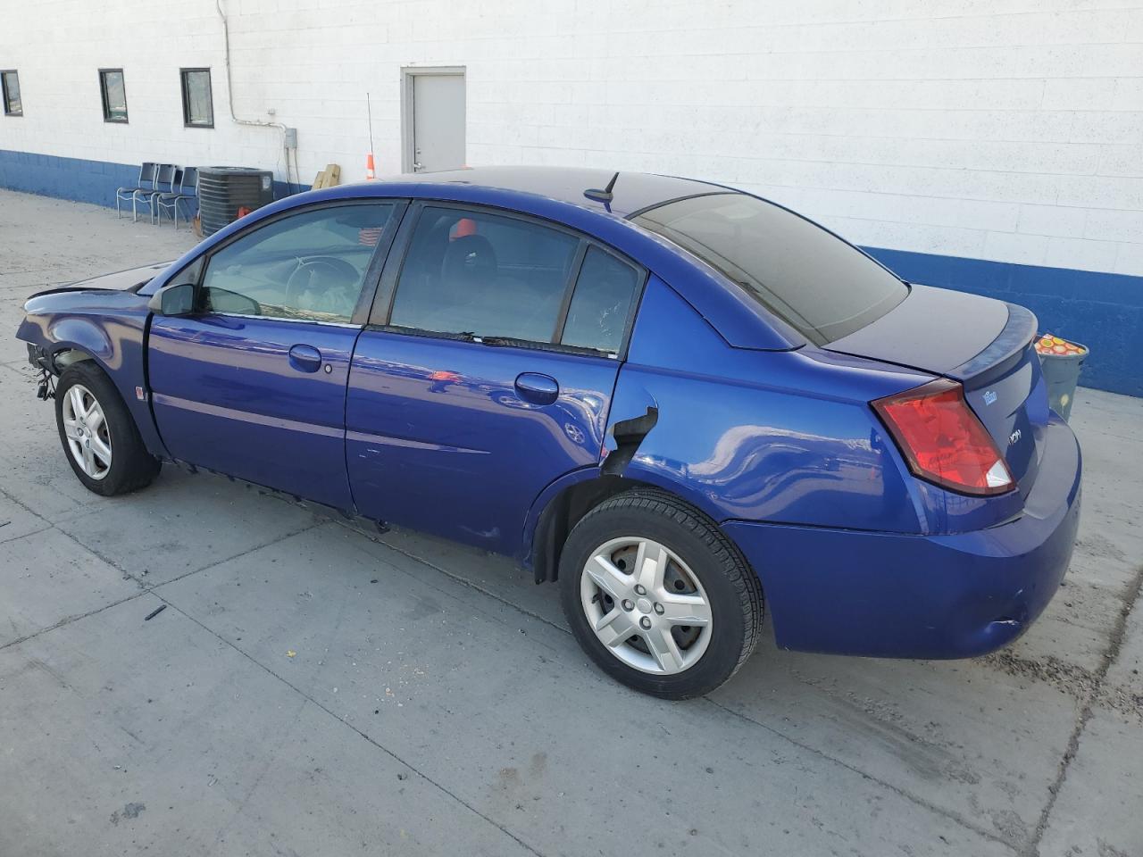 2006 Saturn ION - Image 2