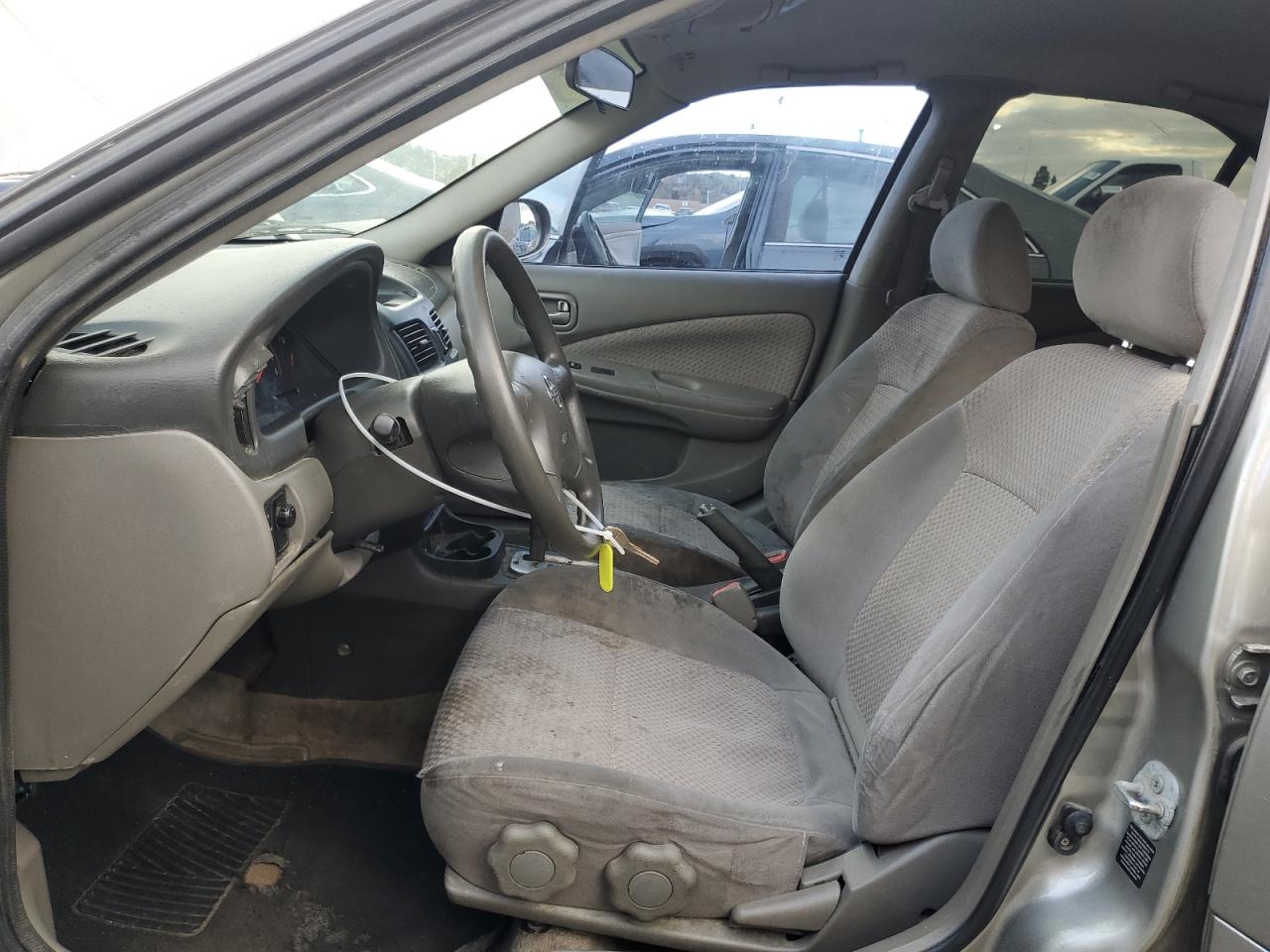 2005 Nissan Sentra - Image 7