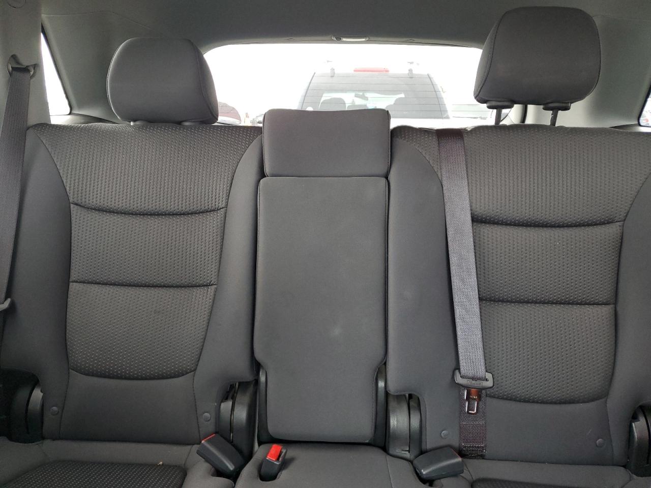 2012 Kia Sorento - Image 10