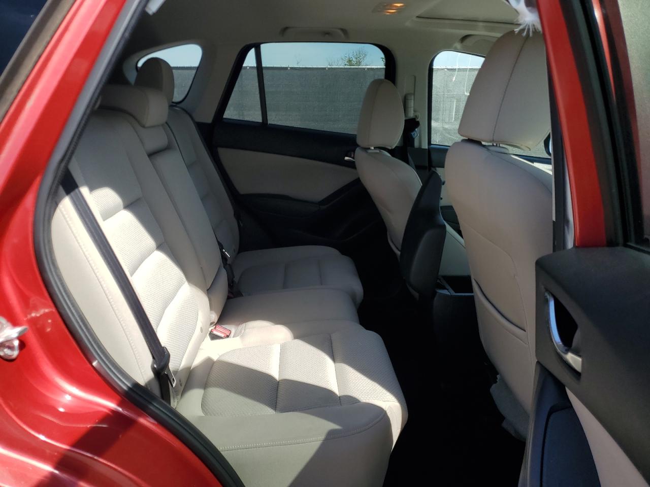 2016 Mazda CX-5 - Image 11