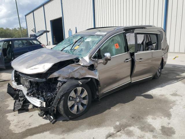 2018 Chrysler Pacifica Hybrid Limited