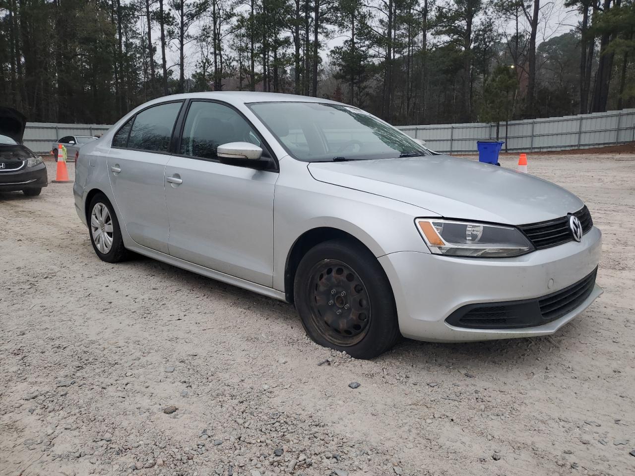 2014 Volkswagen Jetta - Image 4