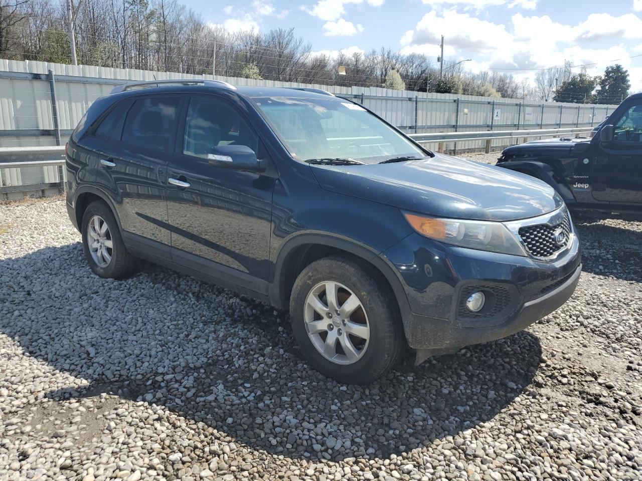 2013 Kia Sorento - Image 4