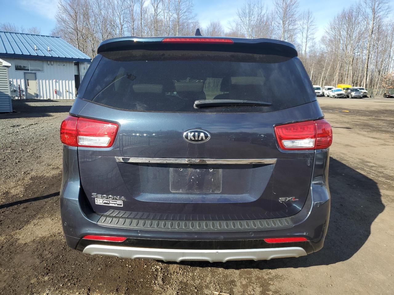 2016 Kia Sedona - Image 6