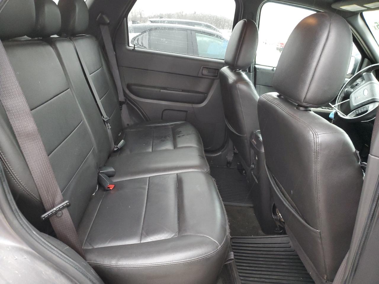 2012 Ford Escape - Image 11