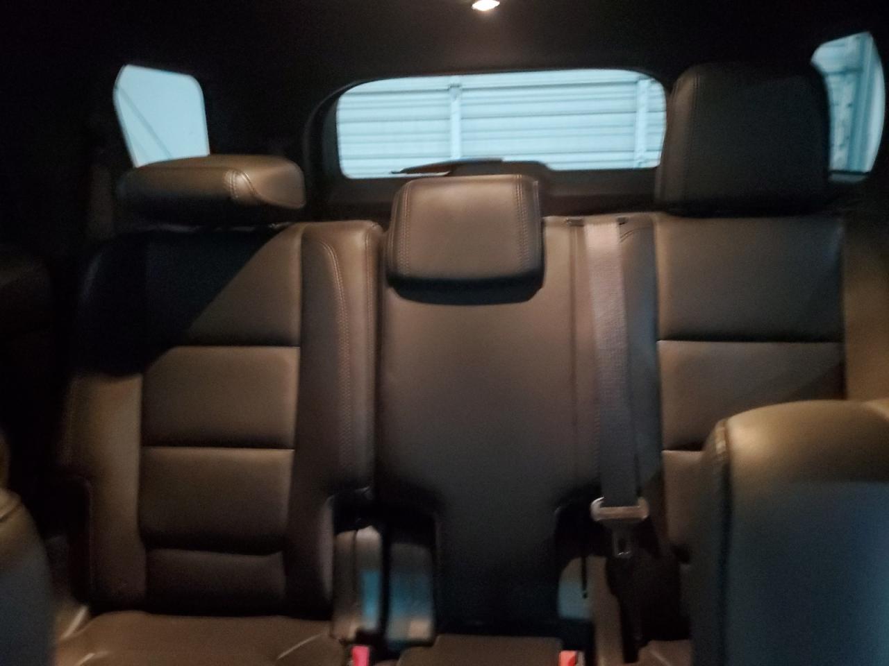 2013 Ford Explorer - Image 10