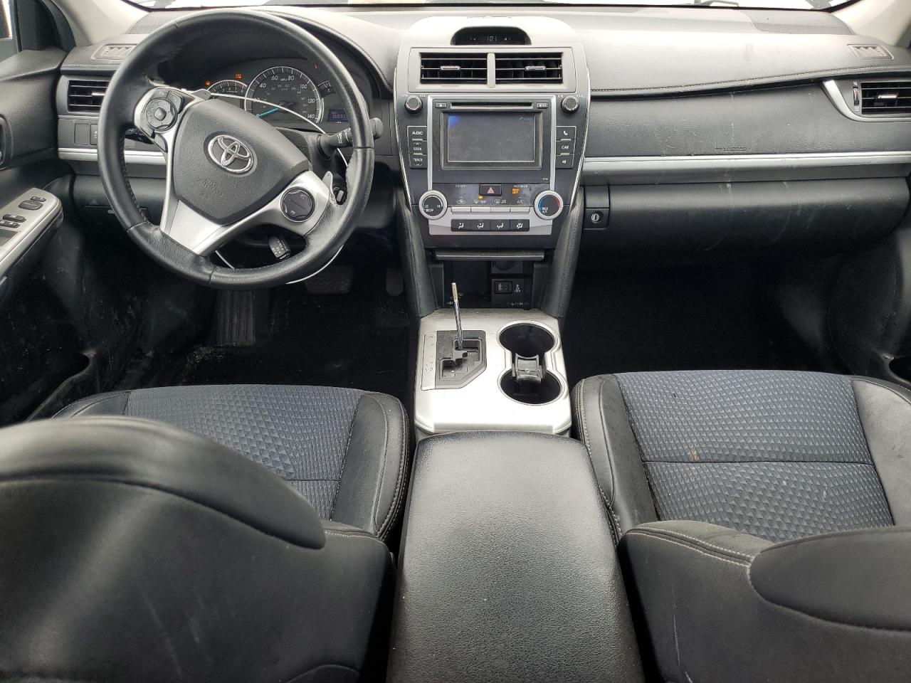 2014 Toyota Camry - Image 8