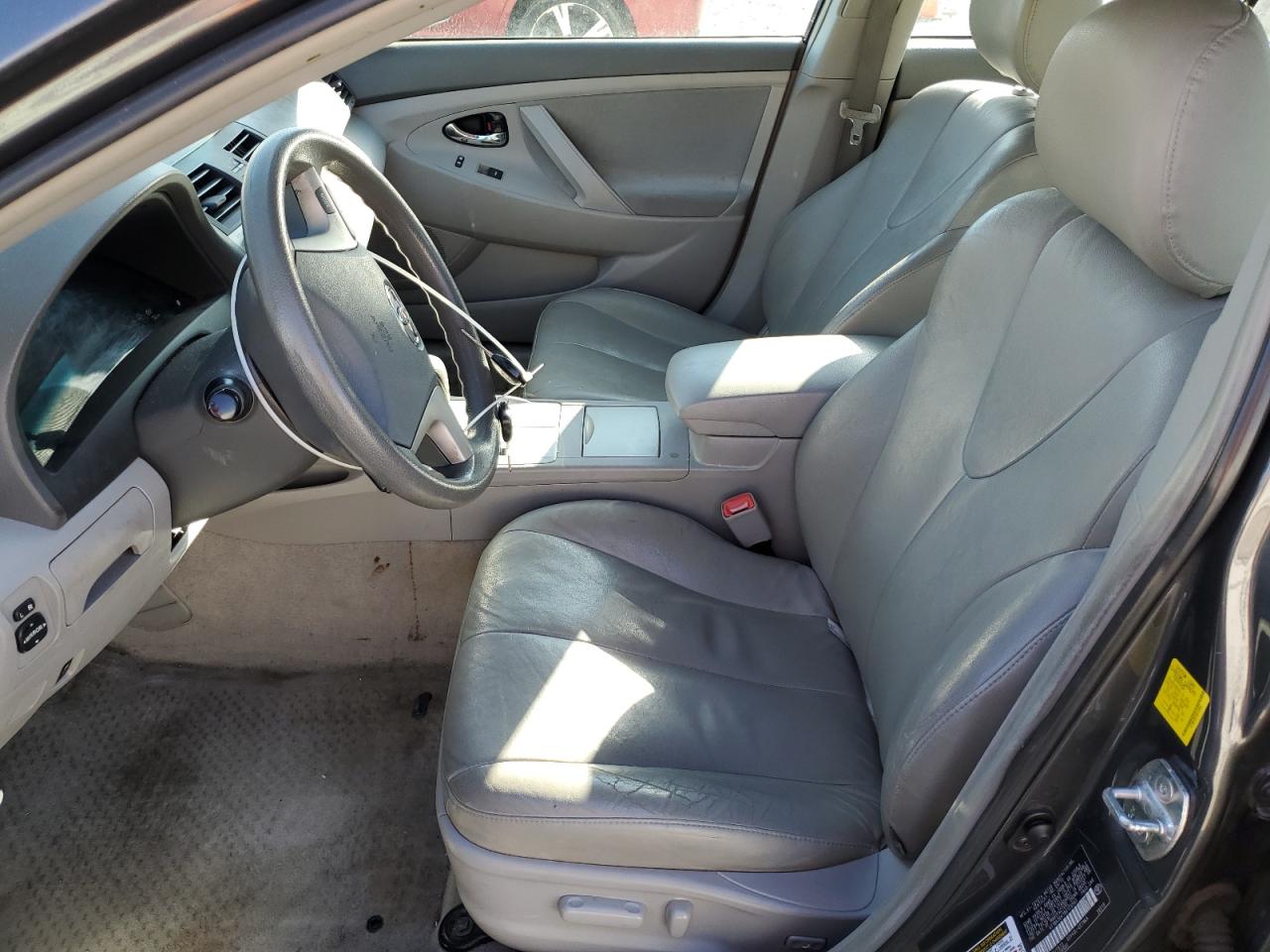 2011 Toyota Camry - Image 7