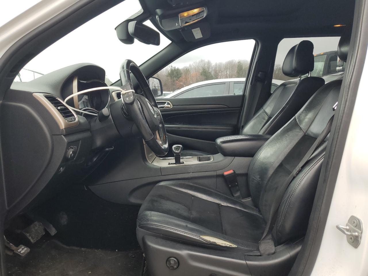 2015 Jeep Grand Cherokee - Image 7