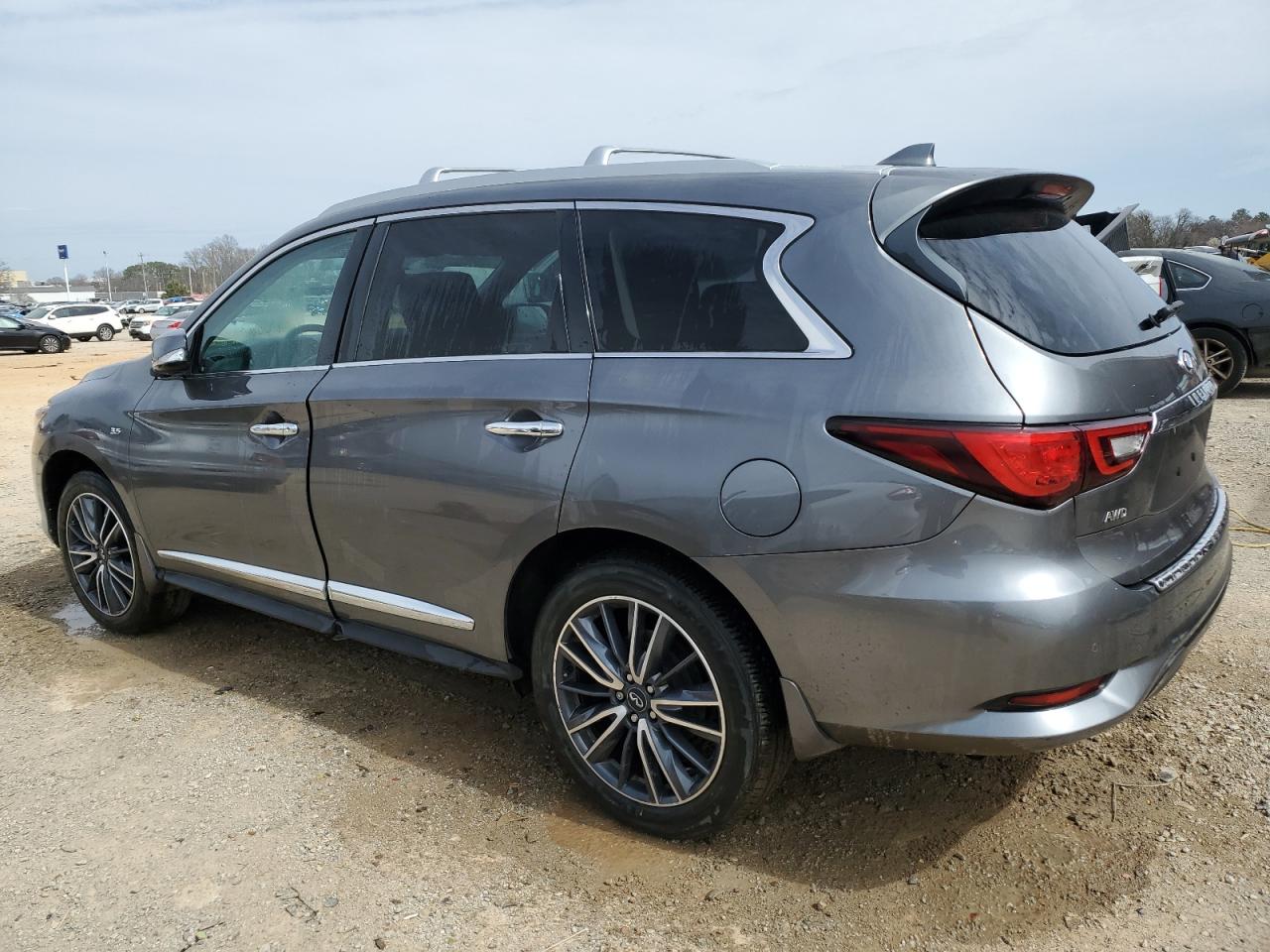 2019 Infiniti QX60 - Image 2